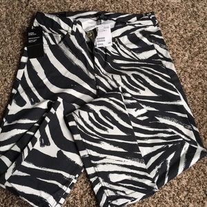 H&M slim fit zebra-esque skinny jeans sz10